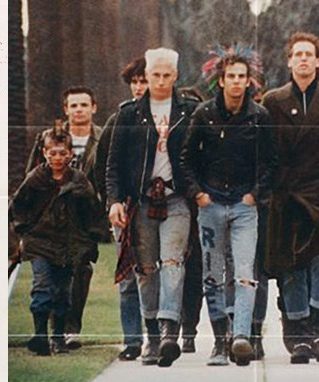 FOLL FIES Punk Rock T-Stube